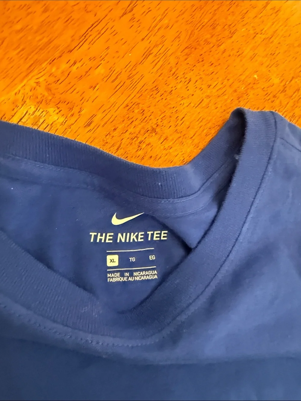 Nike Royal Blue Tee with Yellow Los Angeles Rams Text xl